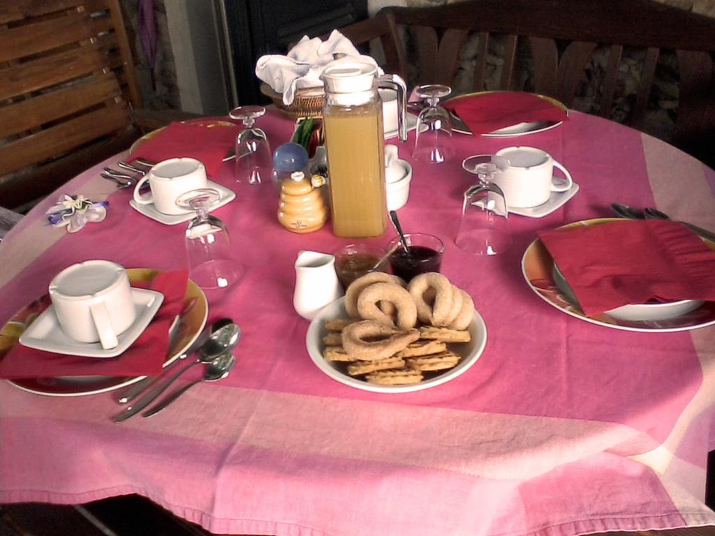 Il Glicine Bed and Breakfast Zimone Eksteriør billede