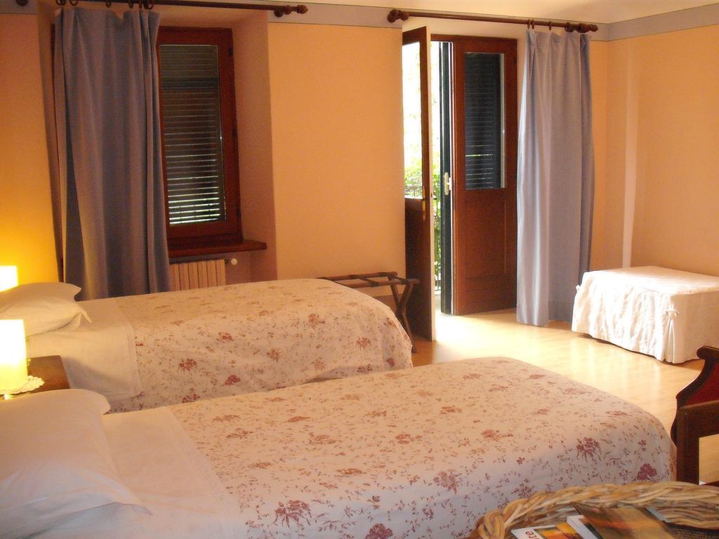 Il Glicine Bed and Breakfast Zimone Eksteriør billede